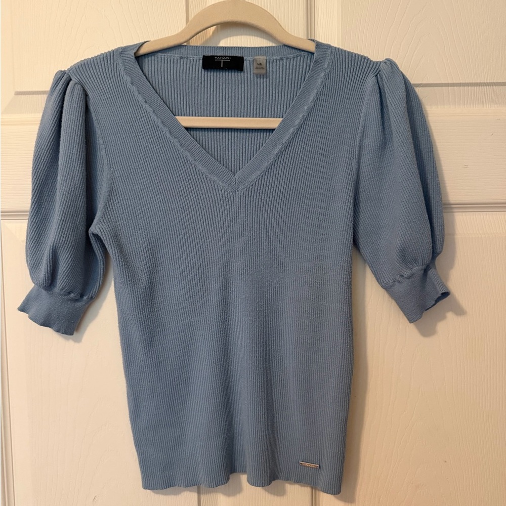 TahariLight Blue V-Neck Ribbed Puff Sleeve Top
